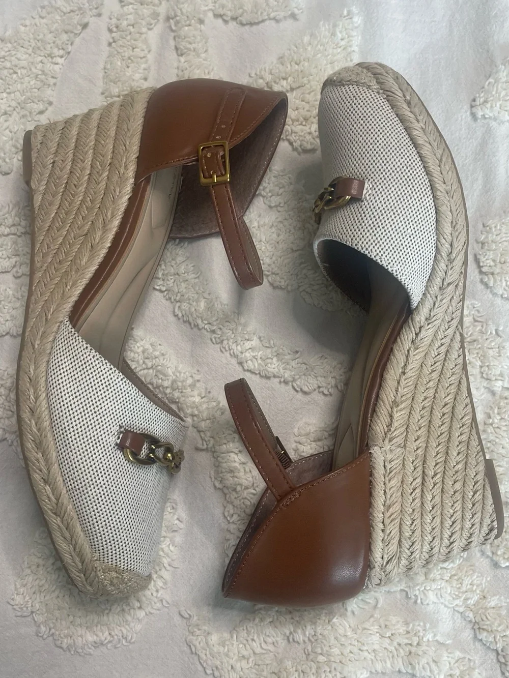 Giani Bernini Molly Closed back Wedged Espadrille